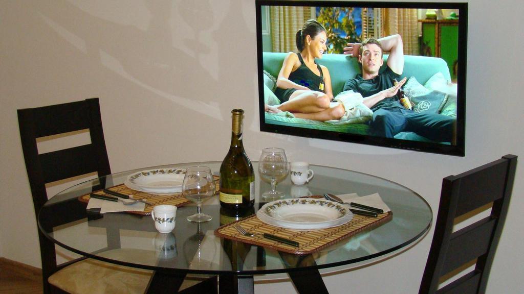 Pleasure Apartment Near Center Of Odessa المظهر الخارجي الصورة