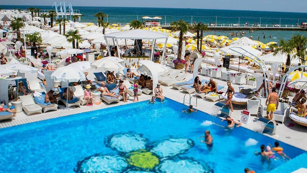 Pleasure Apartment Near Center Of Odessa المظهر الخارجي الصورة